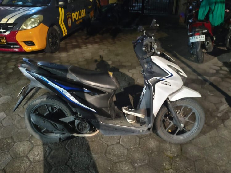 Sepeda motor curian milik seorang karyawan minimarket di Sewon, Bantul.
