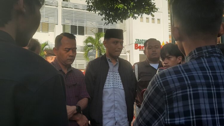 Massa Aliansi Cipayung Bantul bertemu dengan pimpinan Kejaksaan Tinggi (Kejati) DIY, Jumat (24/7/2026).