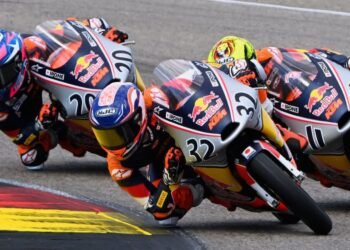 Kiandra Ramadhipa saat berlaga pada Red Bull Rookies Cup 2026 di Sirkuit Sachsenring, Jerman.