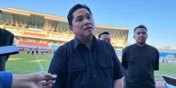 Menteri Pemuda dan Olahraga (Menpora) sekaligus Ketua Persatuan Sepakbola Seluruh Indonesia (PSSI), Erick Thohir, saat ditemui di Stadion Mandala Krida, Kota Yogyakarta, pada Rabu (8/7/2026).