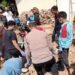 polisi melakukan evakuasi korban tertimpa reruntuhan bangunan rumah di Padukuhan Jering, Sidorejo, Godean, Sleman, Kamis (9/7/2026).