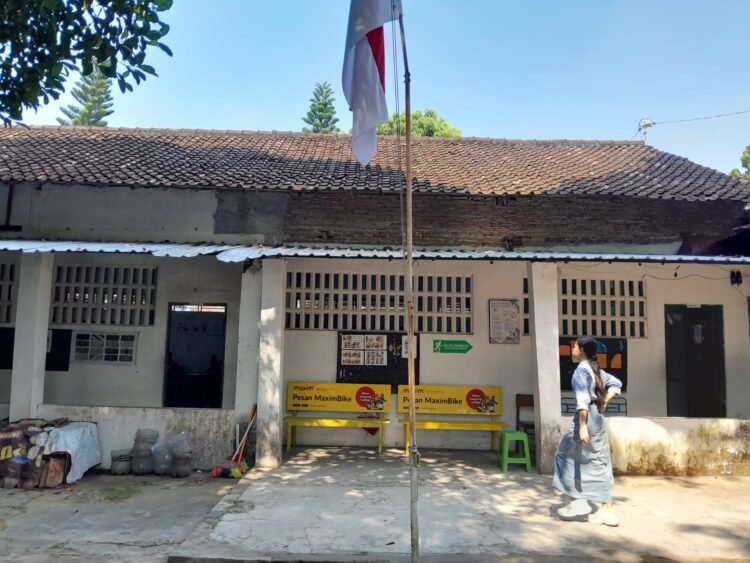 Kondisi bangunan SMP Gotong Royong, Kemantren Tegalrejo, Kota Yogyakarta, pada Selasa (14/7/2026).
