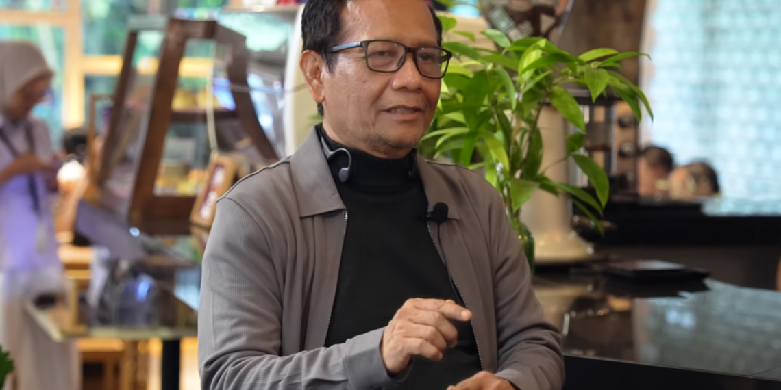 Pakar hukum tata negara sekaligus mantan Menko Polhukam, Mahfud MD.