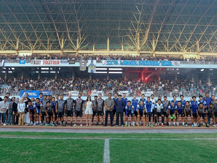 PSIM Yogyakarta menggelar latihan perdana jelang musim 2026/2027 di Stadion Mandala Krida, Yogyakarta, Senin (20/7/2026).