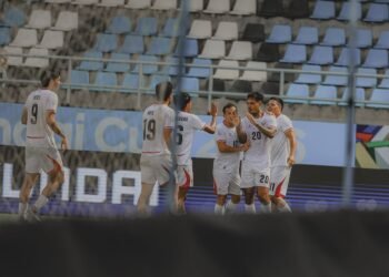 Pemain Timnas Indonesia, Shayne Pattynama (dua dari kanan), merayakan gol yang dicetak ke gawang Timor Leste dalam laga Grup A Piala AFF 2026 di Chonburi Stadium, Jumat (31/7/2026).