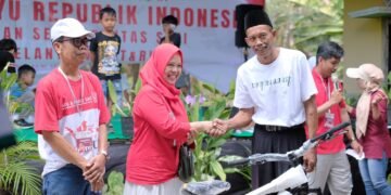 Puncak HUT ke-81 RI Jatisawit Meriah