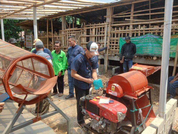 Tiga Kelompok Ternak di Sleman Terima Bantuan Alat Pengolah Kohe jadi Pupuk Organik