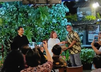 Gereja Kotabaru Menolak Tua