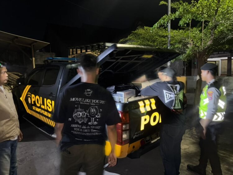 Polisi Sita 406 Botol Miras