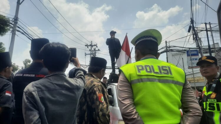 Mulai Terjadi Gesekan antar Pedagang Kelontong Madura